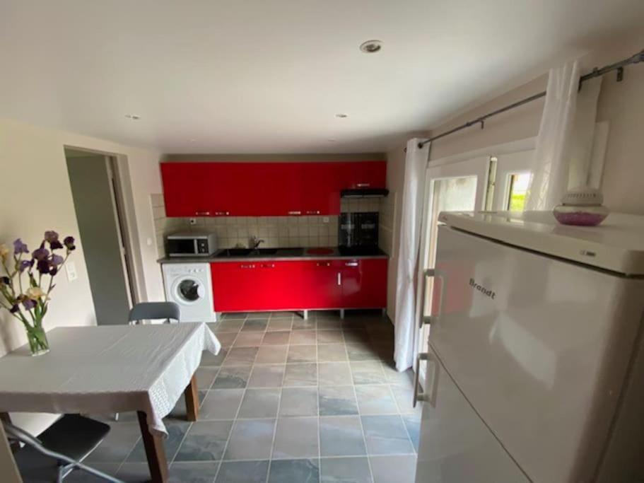 La Croisee Des Chemins Apartment Vions